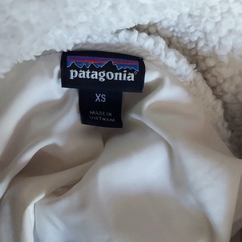 Women's Patagonia Los Gatos Fleece Vest - White - size XS - Picture 9 of 10